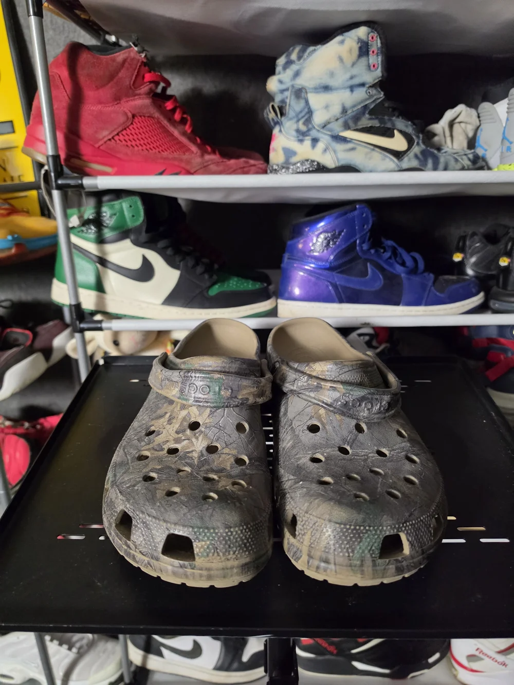 🔥 CROCS Men Size 12 Classic Clog in Green and Brown Camo Print